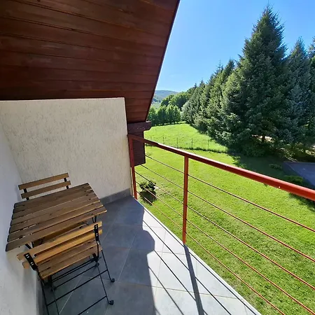Levendula Apartment *